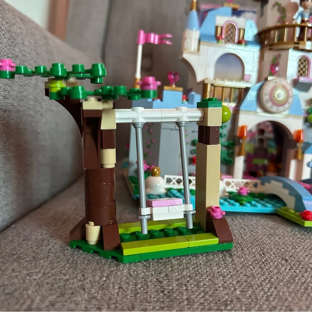 LEGO Disney Princess Cinderella Enchanted Castle Set - Blue and Pink - 41055